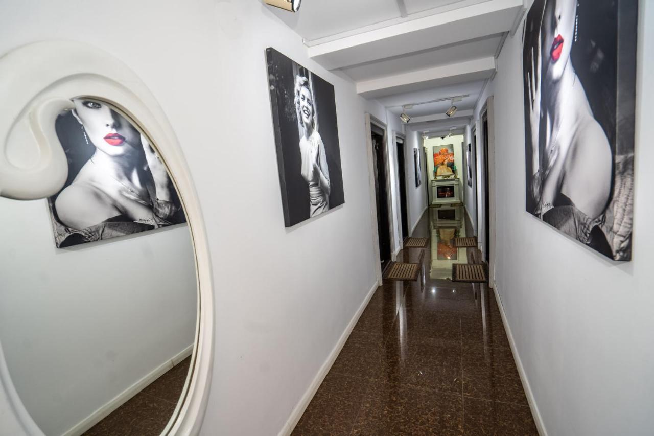 מלון Casa Del Flor קוסטינסטי מראה חיצוני תמונה